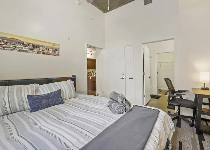 Downtown Zen Loft * Phoenix