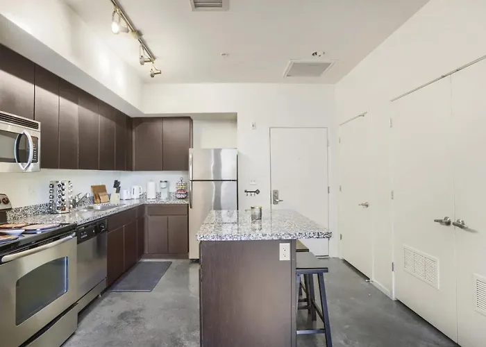 Downtown Zen Loft *